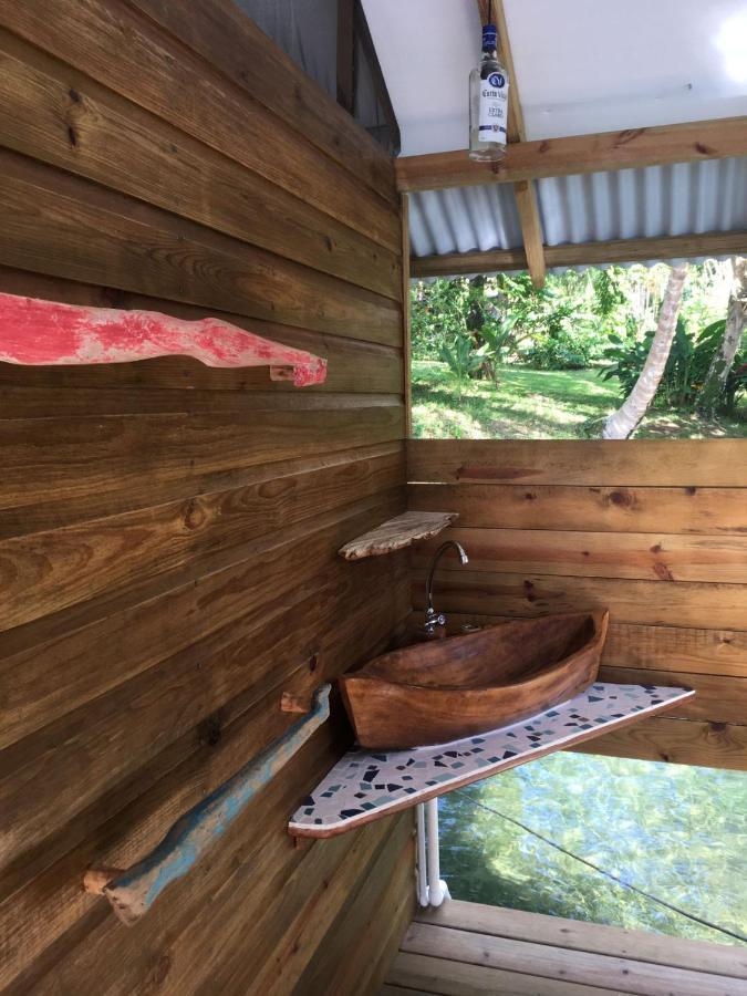 El Toucan Loco Floating Lodges Tierra Oscura Buitenkant foto