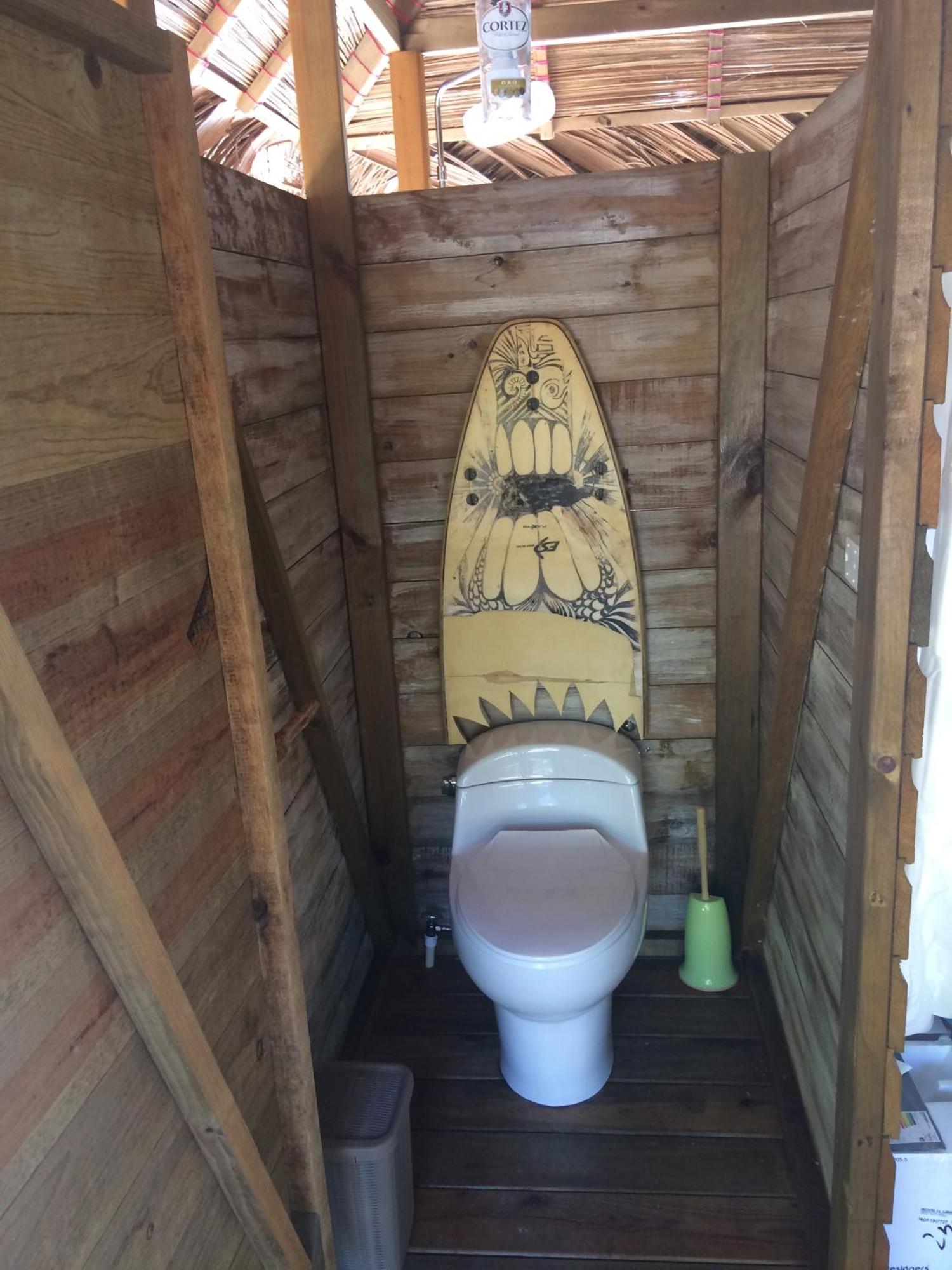 El Toucan Loco Floating Lodges Tierra Oscura Buitenkant foto